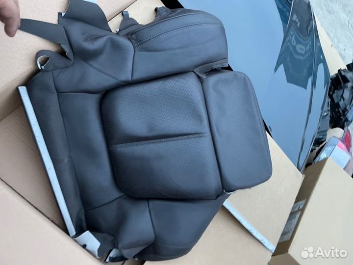 Обивка сиденья Porsche Macan