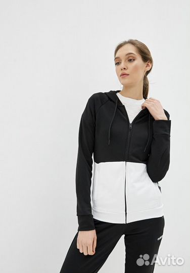 Спортивный костюм adidas новый