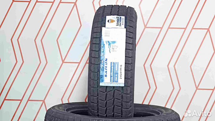 Sailun Ice Blazer Arctic SUV 215/65 R16 102H