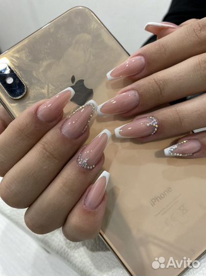 Наращивание ногтей