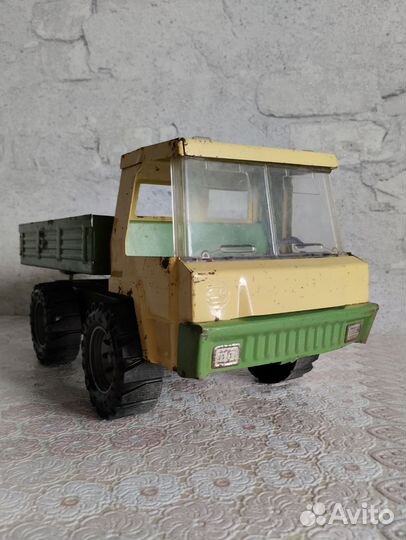 Игрушка машинка железная СССР