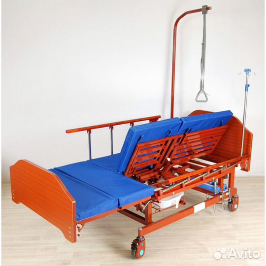 Медицинская кровать многофункциональная