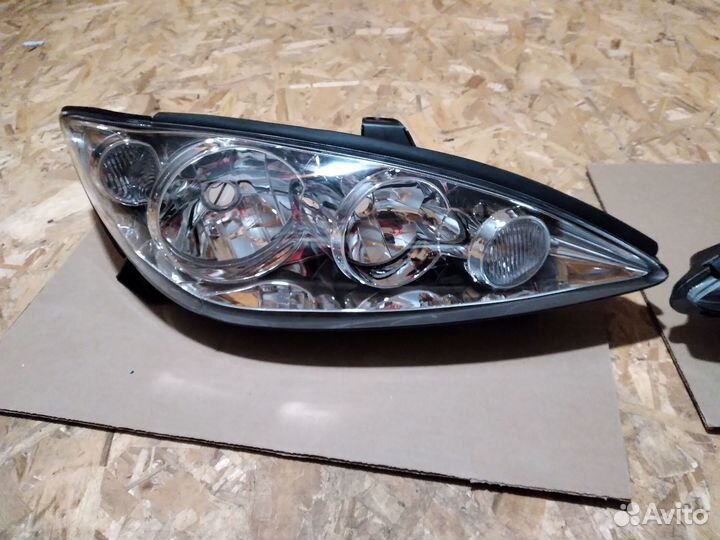 Фары Toyota Camry V30 Эмираты короткое ухо