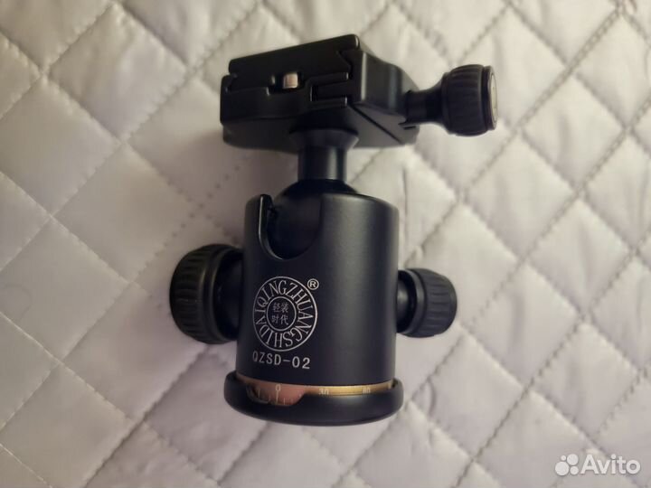 Шаровая штативная головка