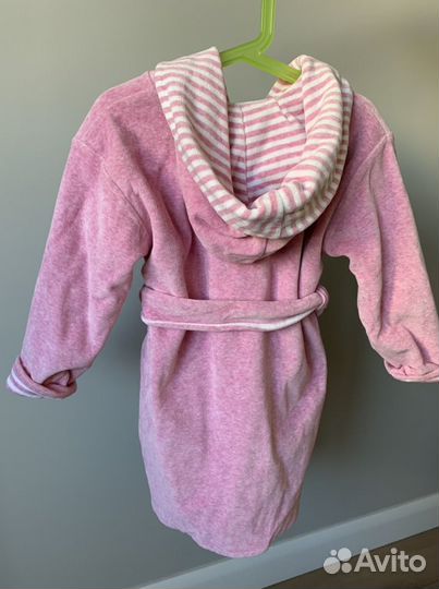 Халат для девочки 2-3 года размер 56 состояние нов