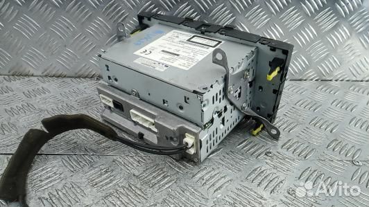 Магнитола toyota avensis T27 (BUK17I401)