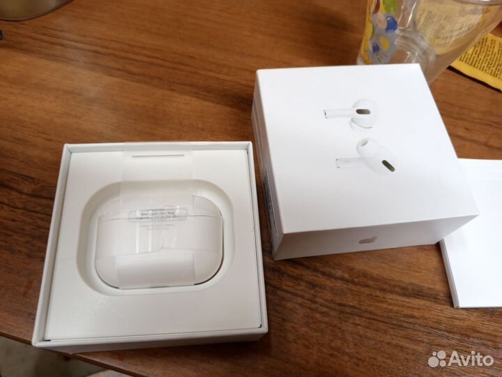 Bluetooth-гарнитура Apple AirPods Pro