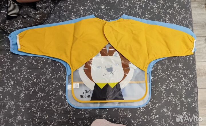 Нагрудники новые