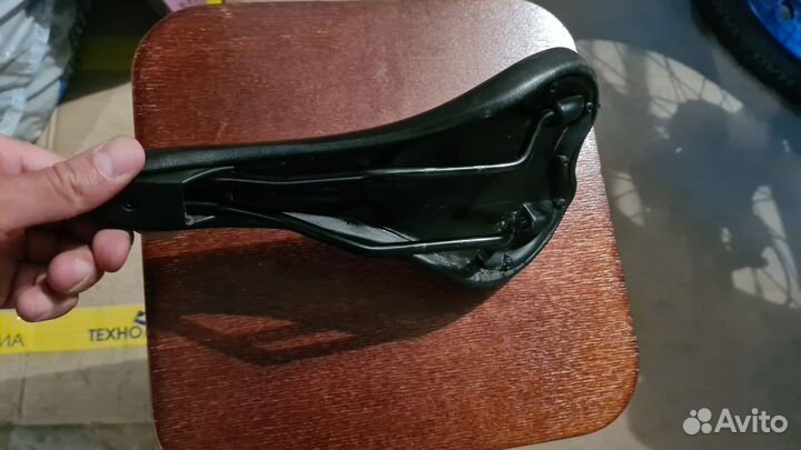 Седло для велосипеда GT