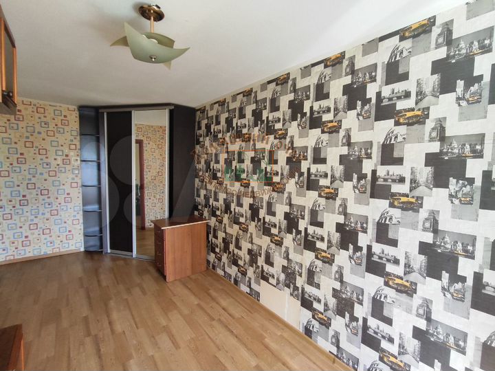 2-к. квартира, 46 м², 4/4 эт.