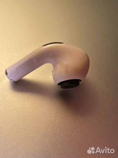 Airpods pro 1 наушник правый