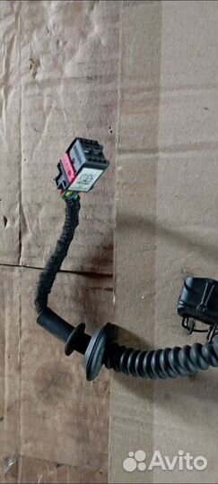 Амортизатор двери багажника KIA sorento prime