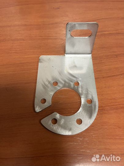 Кронштейн под розетку фаркопа