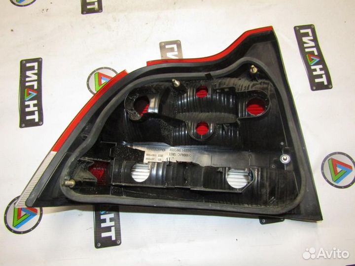 Фонарь задний правый S60 2000-2009