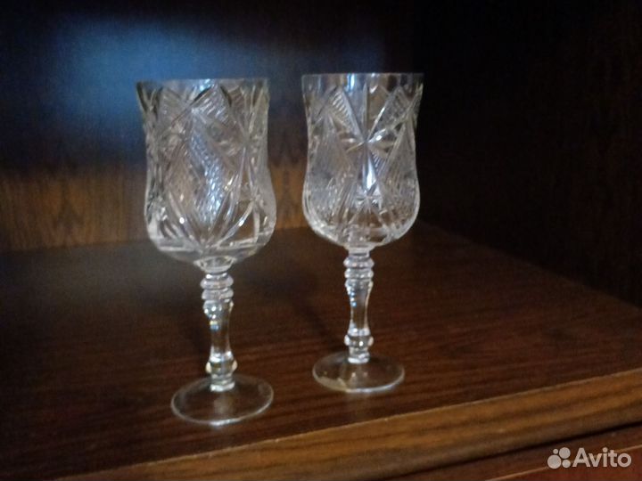 Хрустальные бокалы