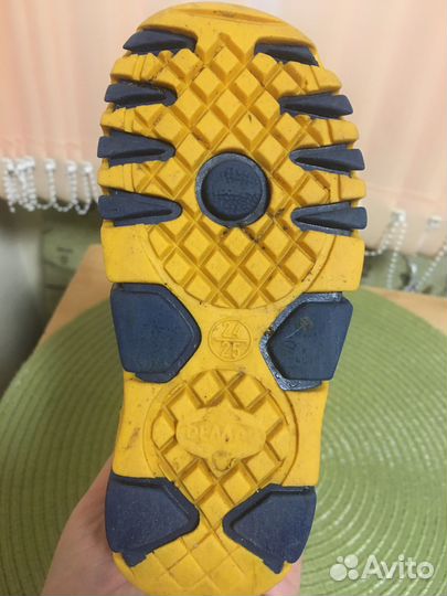 Детские резиновые сапоги 24 размер