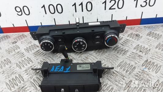 Блок управления печки и климат-контроля KIA CEE'D