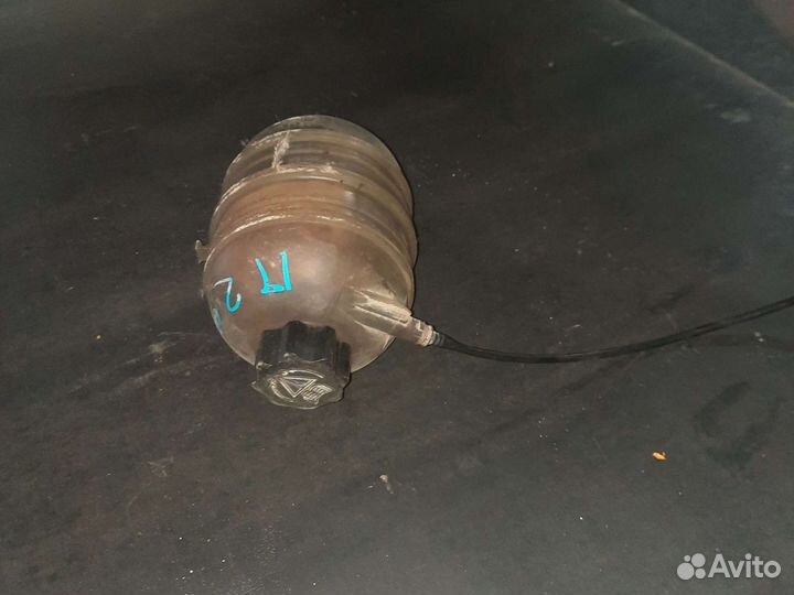 Расширительный бачок Peugeot 206