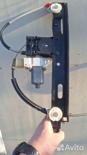 Стеклоподъемник автоматический Форд Мондео 4