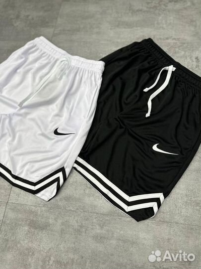 Шорты Nike