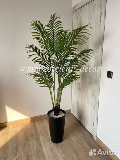 Искусственная пальма