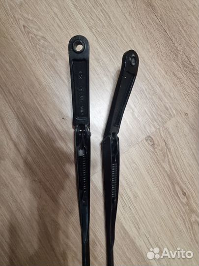 Поводки стеклоочистителя дворники Renault Fluence