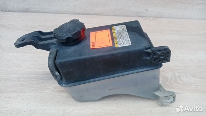 Бачок расширительный Хундай Санта Фе 2.2, 2008г