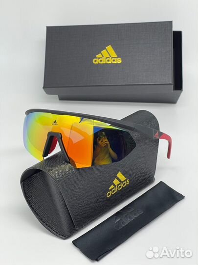 Солнцезащитные очки Adidas