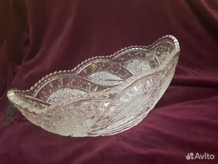 Хрустальная ваза