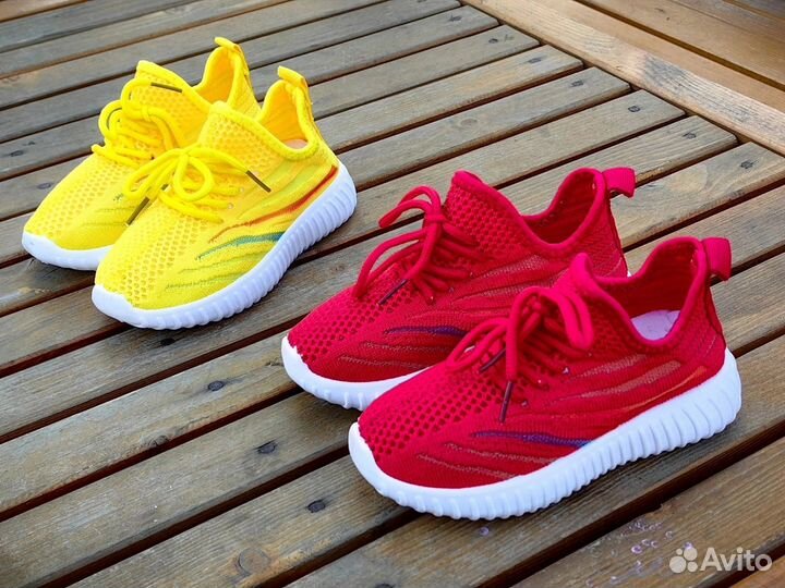 Кроссовки детские