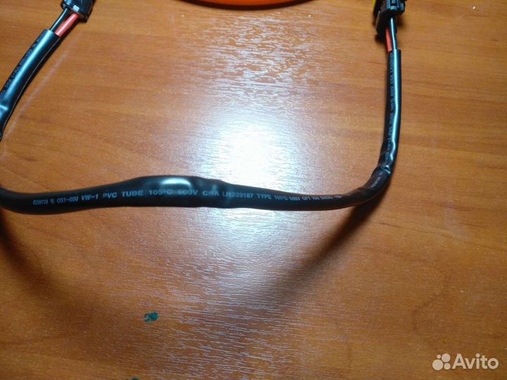 Разъем с проводом hb4