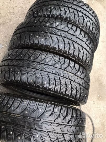 Bridgestone Ice Cruiser 7000S 205/65 R15