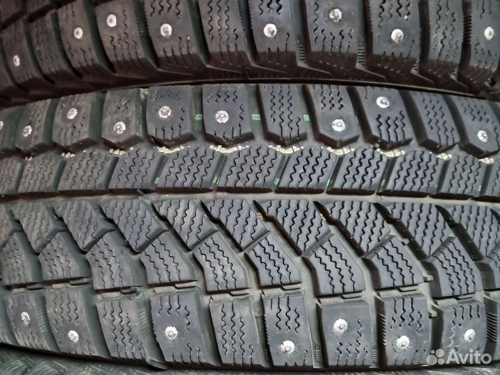 Viatti Brina Nordico V-522 175/70 R14 84T