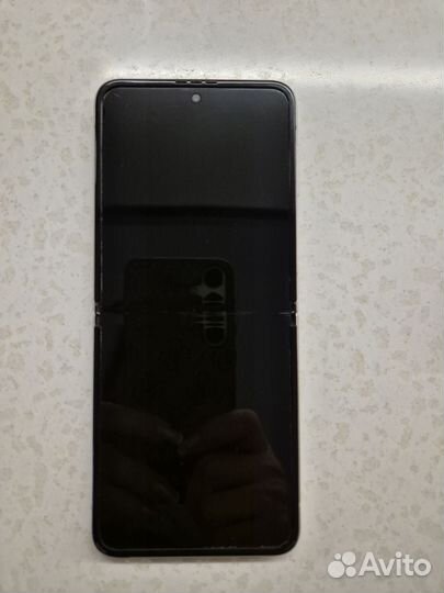 Samsung Galaxy Z Flip3, 8/128 ГБ