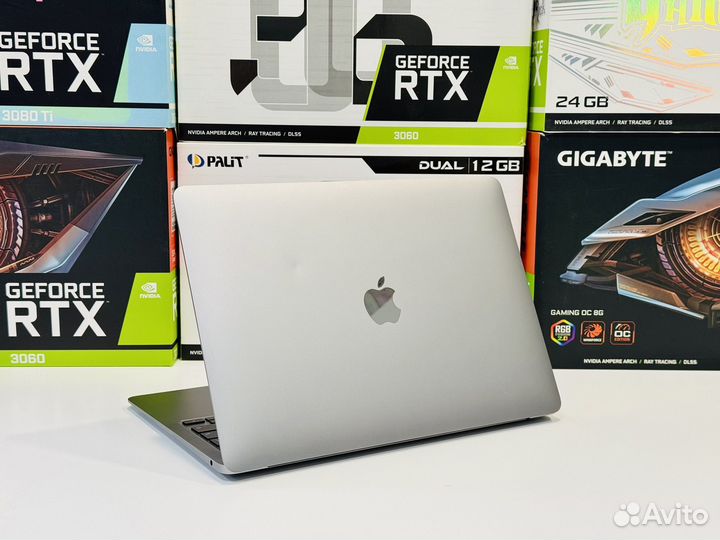 Apple MacBook Air M1 / 8G / 256G / 21 цикл