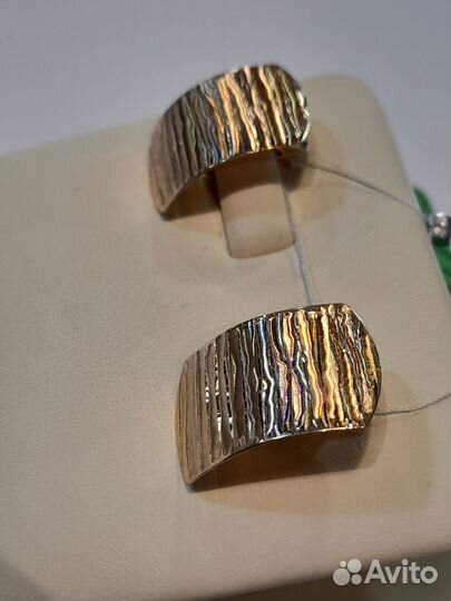 4700 Серьги золотые 585