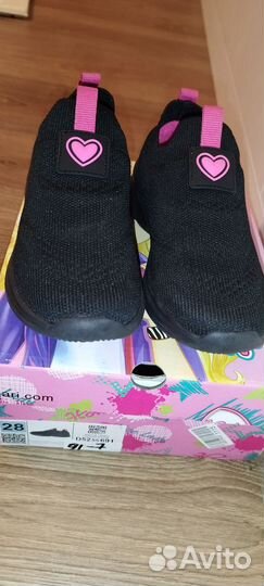 Кроссовки на девочку 28