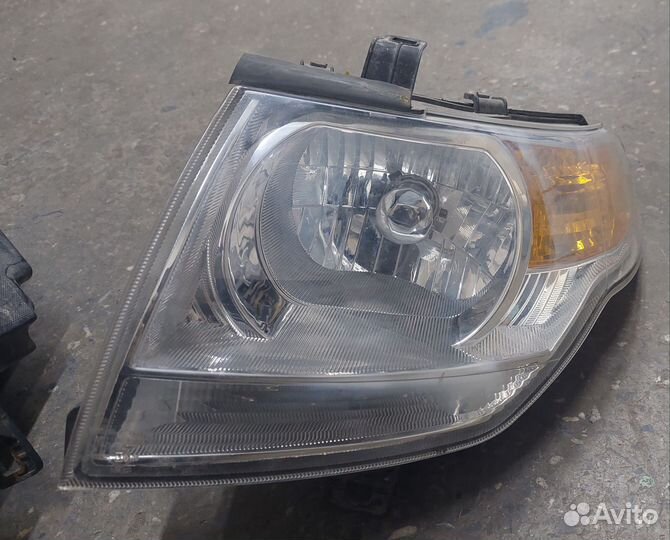 Фары на УАЗ Профи, комплект