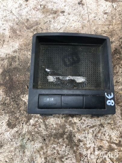 Кнопка антипробуксовочной системы Volkswagen Caddy