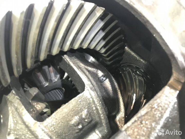 Редуктор mitsubishi pajero V45 R 1 997 Зад