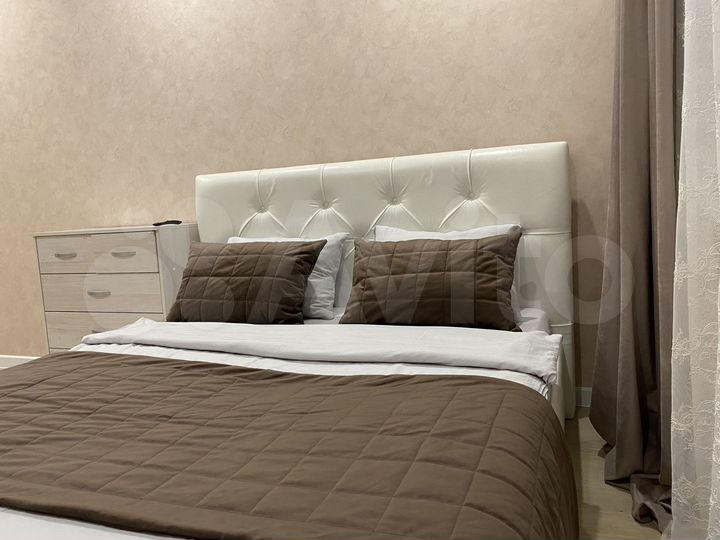 1-к. квартира, 42 м², 13/18 эт.