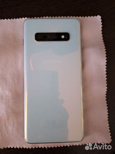 Samsung Galaxy S10+, 8/128 ГБ
