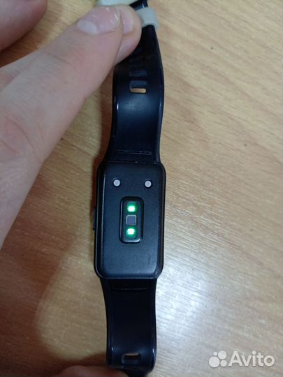 Смарт часы honor Band 6
