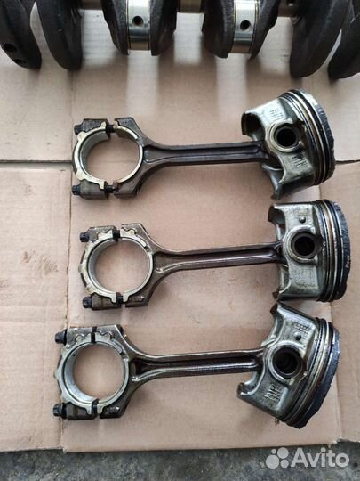 Шатун поршень коленвал