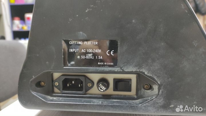 Режущий плоттер SignCut SC-720