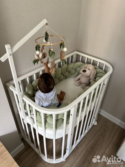 Детская кроватка