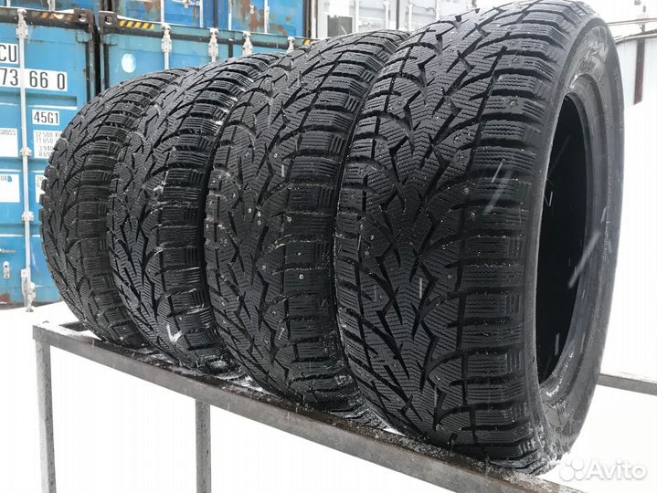 Toyo Observe G3-Ice 235/55 R17 105C