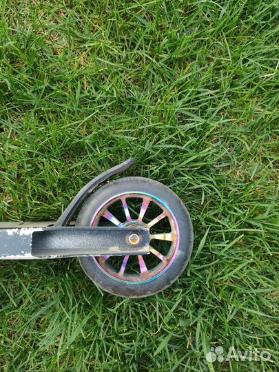 Самокат трюковой