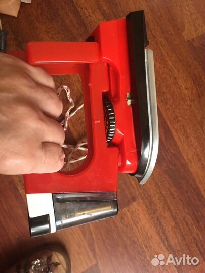 Утюг дорожный