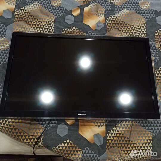 Телевизор Samsung smart tv 32